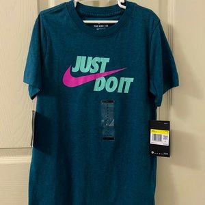 Boy’s Nike Just Do It Shirt NWT